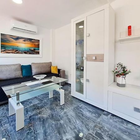Modern Apartment Right In The Heart Of Benidorm Luaran gambar