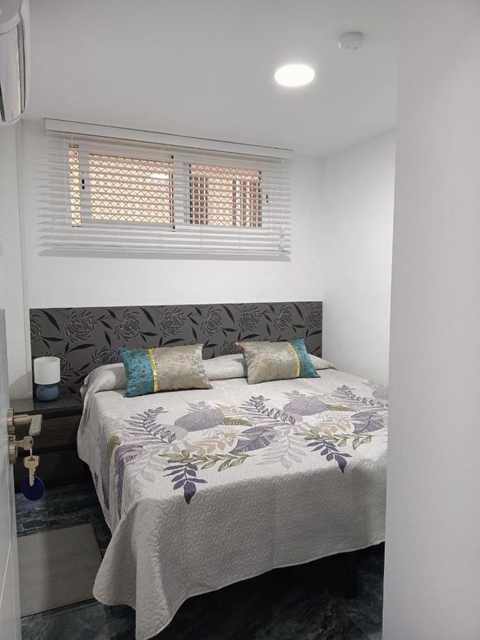 Modern Apartment Right In The Heart Of Benidorm Luaran gambar